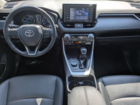 Used 2021 Toyota RAV4 XLE Premium AWD/4WD image 15