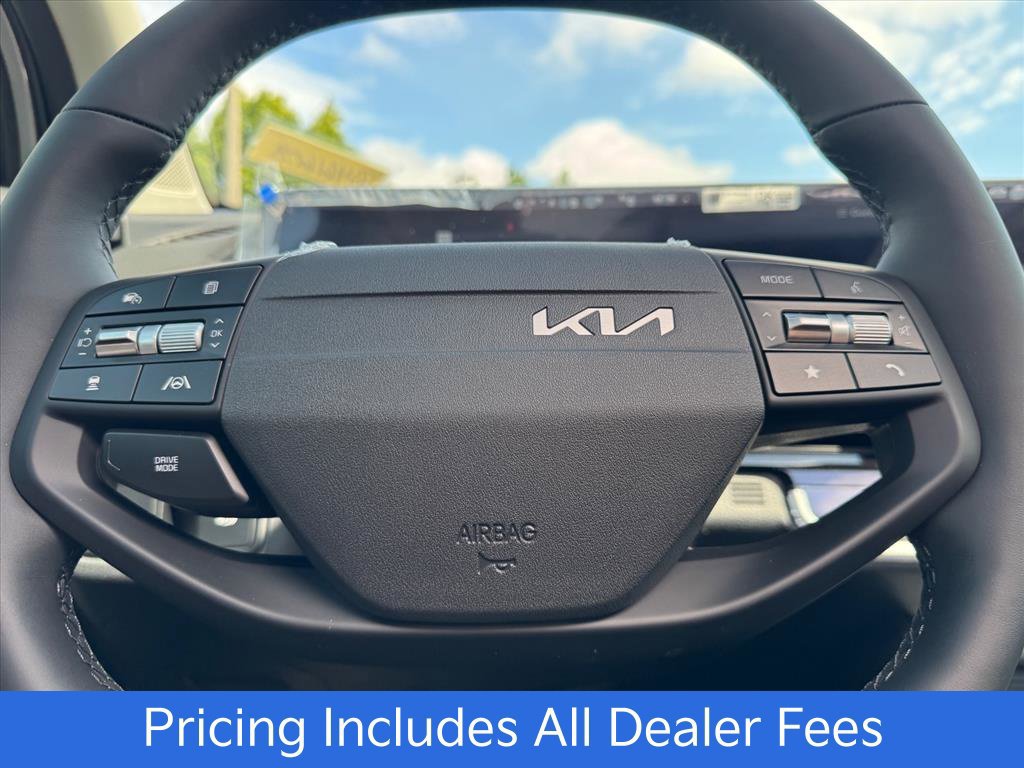 New 2026 Kia Sportage SX FWD image 16