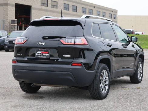 Used 2019 Jeep Cherokee Latitude Plus w/ Cold Weather Group AWD/4WD image 9
