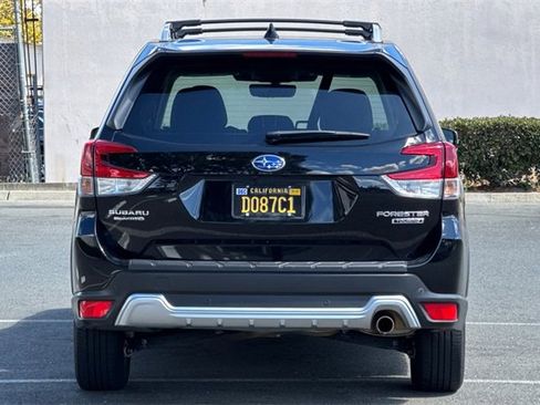 Used 2022 Subaru Forester Touring w/ Popular Package #3 image 5