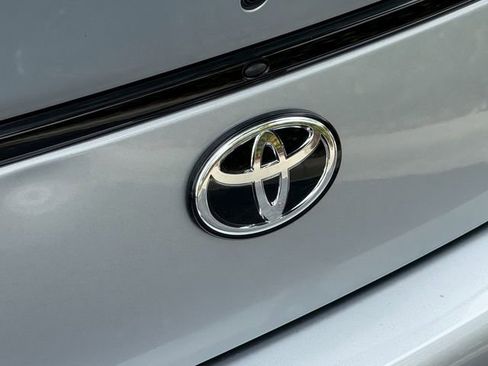 Used 2024 Toyota GR86 Premium RWD image 16