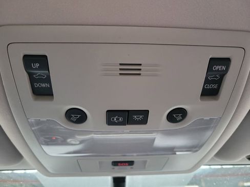 Used 2016 Lexus IS 200t image 31