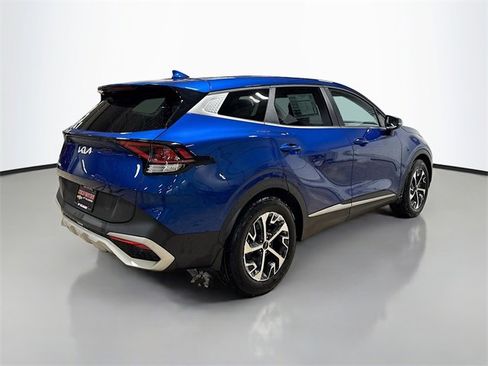 Used 2025 Kia Sportage EX image 7