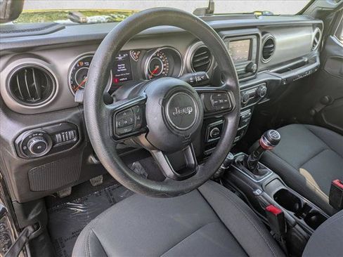 Used 2019 Jeep Wrangler Unlimited Sport AWD/4WD image 10