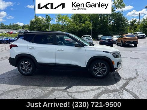 Certified 2023 Kia Seltos S FWD image 4
