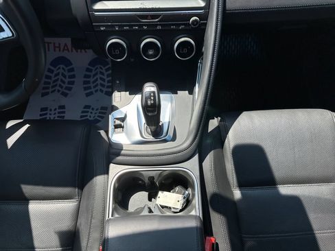Used 2019 Jaguar E-PACE SE AWD/4WD image 11