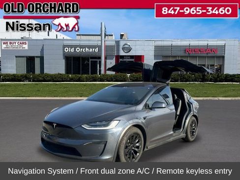 Used 2023 Tesla Model X image 1