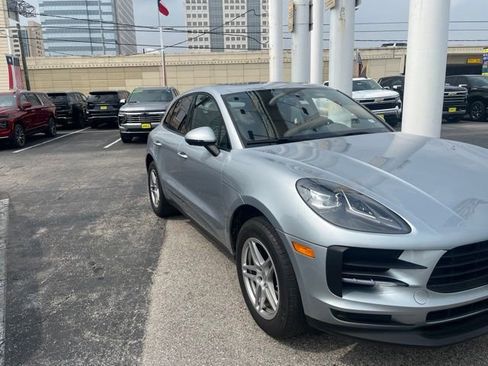 Used 2019 Porsche Macan AWD/4WD image 1