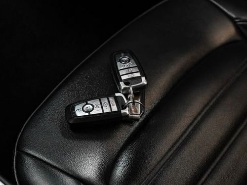 Used 2019 Ford Edge SEL w/ Equipment Group 201A FWD image 59