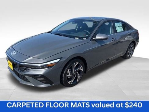 New 2026 Hyundai Elantra Limited FWD image 3