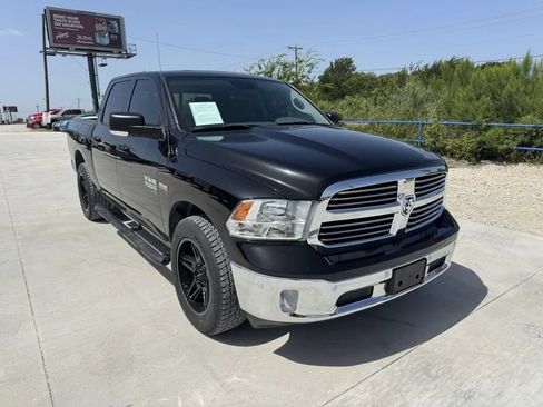 Used 2019 RAM 1500 Big Horn w/ Rambox Value Package AWD/4WD image 4