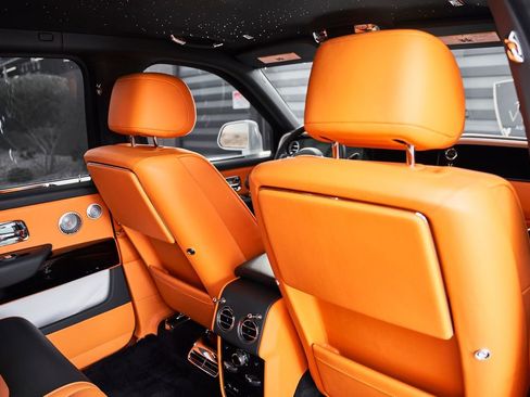 Used 2025 Rolls-Royce Cullinan AWD/4WD image 53