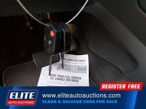 Used 2016 Ford Escape SE w/ Equipment Group 201A image 21