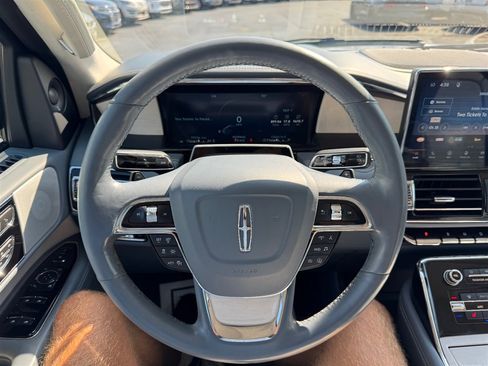 Used 2023 Lincoln Navigator Black Label AWD/4WD image 11