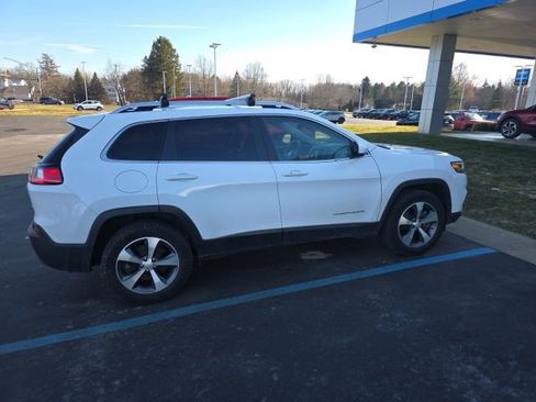 Used 2020 Jeep Cherokee Limited image 12