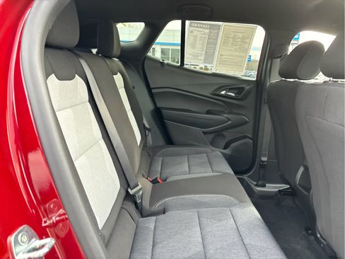 Certified 2024 Chevrolet Trax RS w/ Driver Confidence Package image 26