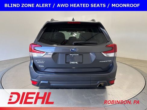 Used 2022 Subaru Forester Premium image 6