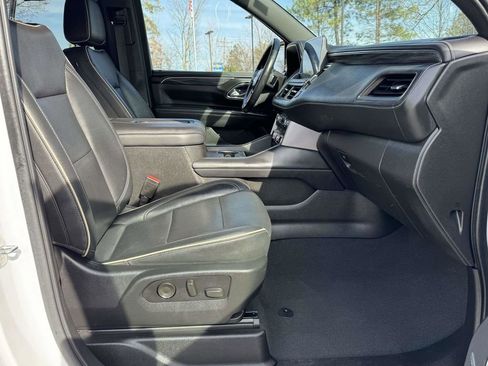 Used 2021 GMC Yukon XL SLT image 14