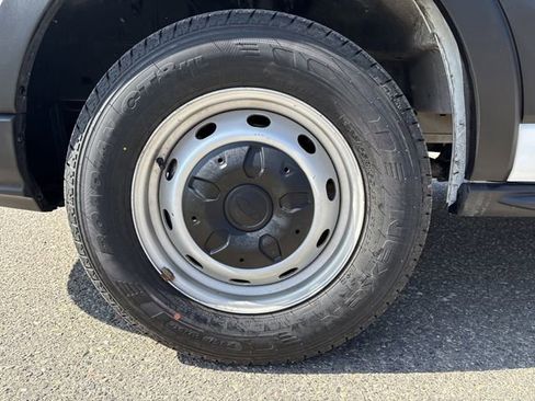 Certified 2023 Ford Transit 250 Medium Roof image 40