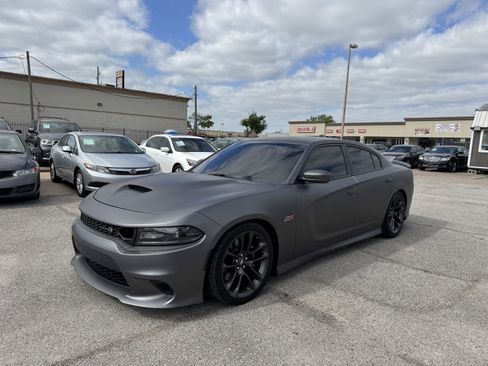 Used 2020 Dodge Charger Scat Pack RWD image 7
