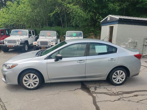 Used 2019 Subaru Impreza 2.0i AWD/4WD image 3