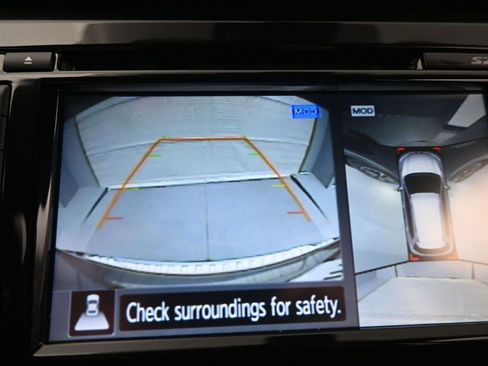 Used 2017 Nissan Rogue SL w/ SL Premium Package image 18