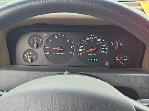 Used 2001 Jeep Grand Cherokee Laredo AWD/4WD image 26