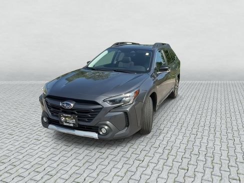 Used 2024 Subaru Outback Limited AWD/4WD image 3