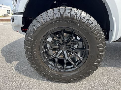 Used 2025 Ford F150 Raptor w/ Equipment Group 803A Raptor R AWD/4WD image 13
