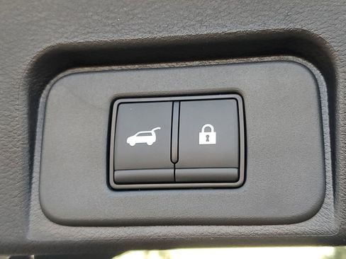 New 2026 Nissan Rogue SV image 8