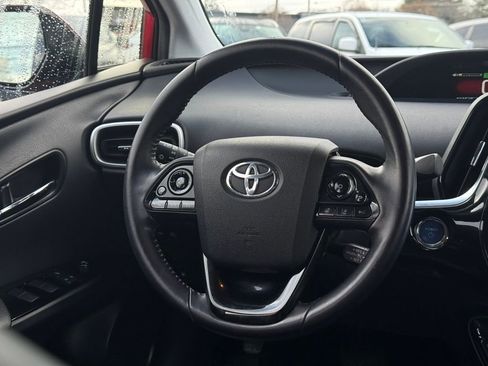 Used 2020 Toyota Prius Prime Limited image 18