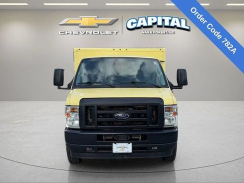 Used 2022 Ford E-450 and Econoline 450 Super Duty RWD image 11