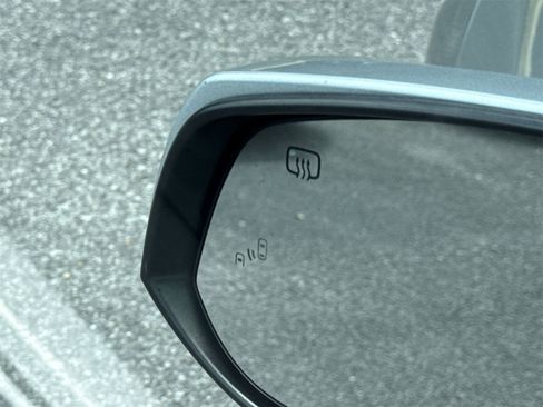 Used 2022 Toyota Sienna XLE image 19