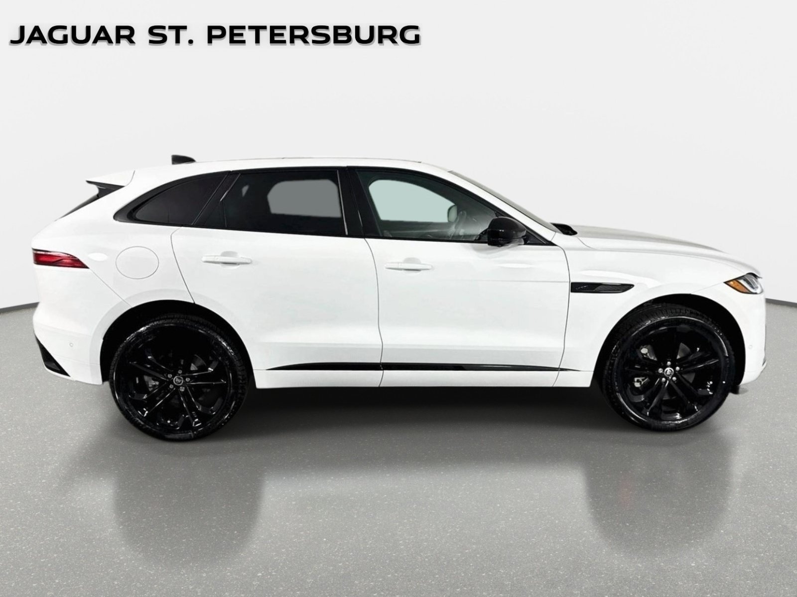 New 2026 Jaguar F-PACE R-Dynamic S AWD/4WD image 4