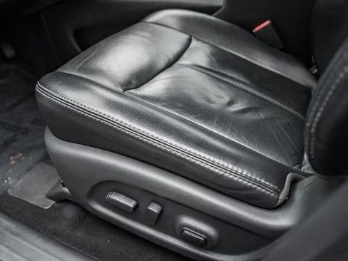 Used 2018 Nissan Pathfinder SL w/ Cargo Package image 33