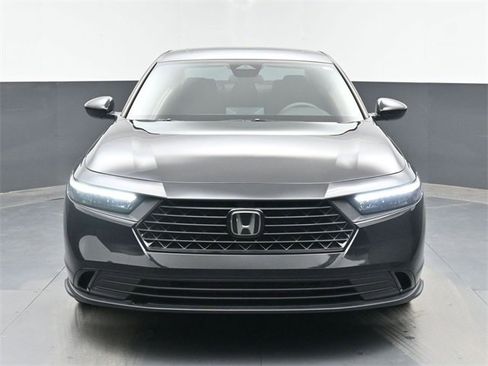 Used 2023 Honda Accord EX image 3