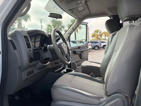 Used 2019 Nissan NV 1500 SV RWD image 42