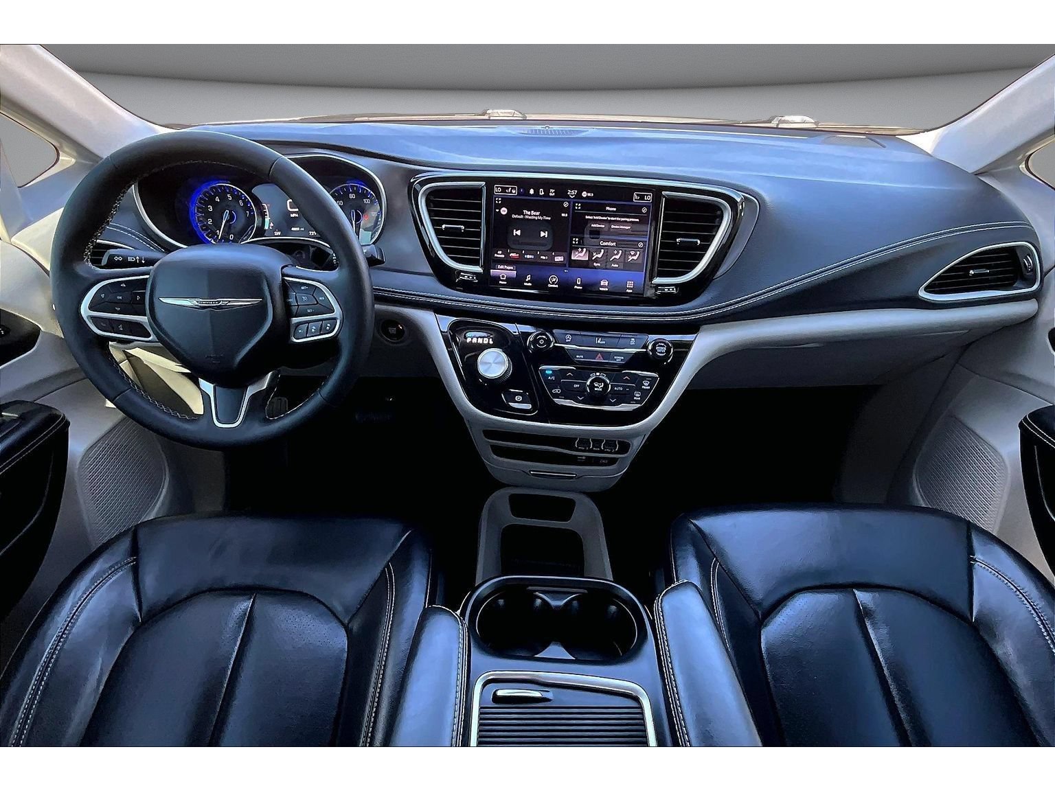 Certified 2022 Chrysler Pacifica Touring-L FWD image 10
