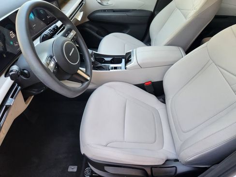 Used 2025 Hyundai Tucson SE FWD image 10