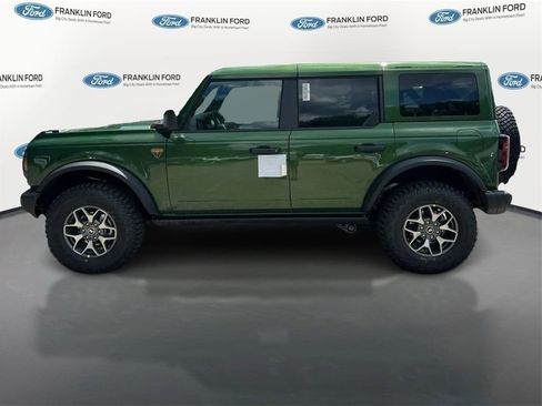 New 2025 Ford Bronco Badlands image 8