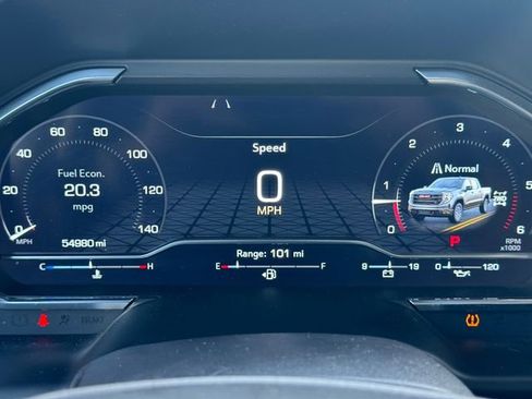 Used 2024 GMC Sierra 1500 AT4 w/ Technology Package image 2