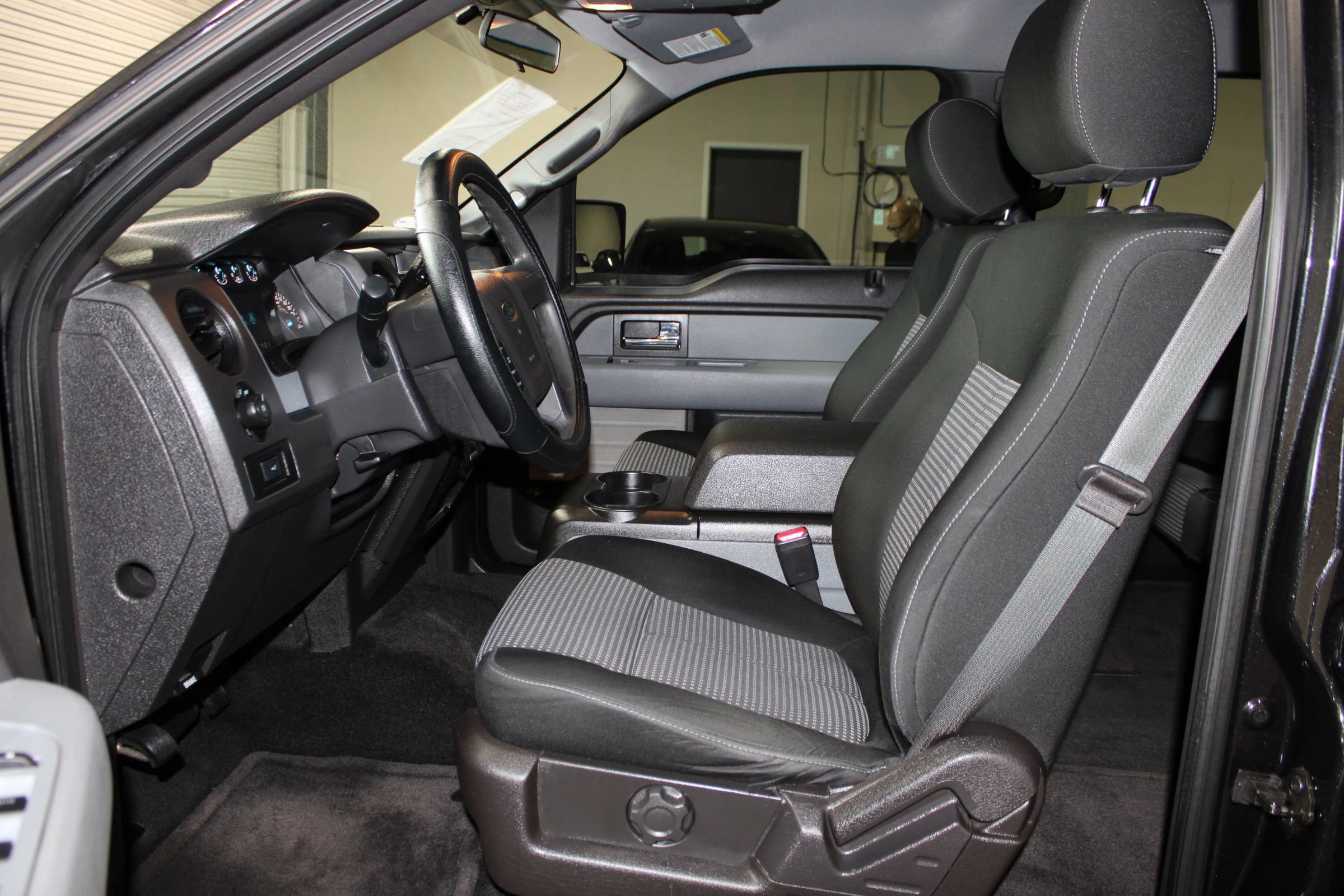 Used 2014 Ford F150 STX w/ Equipment Group 201A Mid RWD image 10