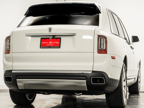 Used 2020 Rolls-Royce Cullinan image 9