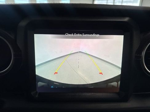 Used 2023 Jeep Wrangler Unlimited Sahara w/ Cold Weather Group image 41