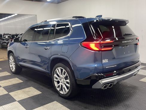 Used 2025 GMC Acadia Denali w/ Super Cruise Package FWD image 17