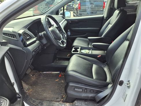 Used 2023 Honda Odyssey Touring image 16