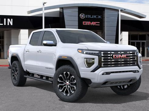New 2026 GMC Canyon Denali image 2