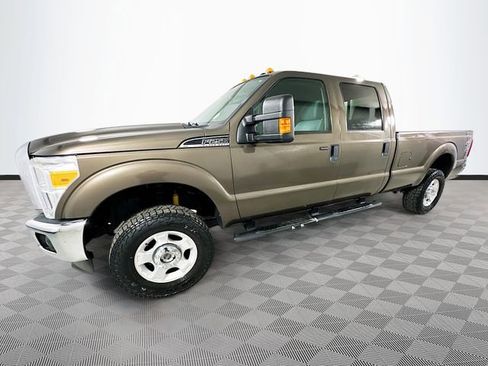 Used 2016 Ford F250 XLT w/ XLT Value Package image 4