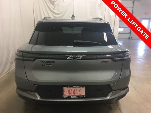 Used 2024 Chevrolet Equinox EV RS image 6