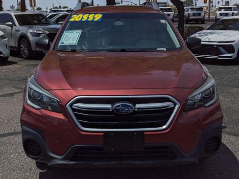 Used 2018 Subaru Outback 2.5i AWD/4WD image 6